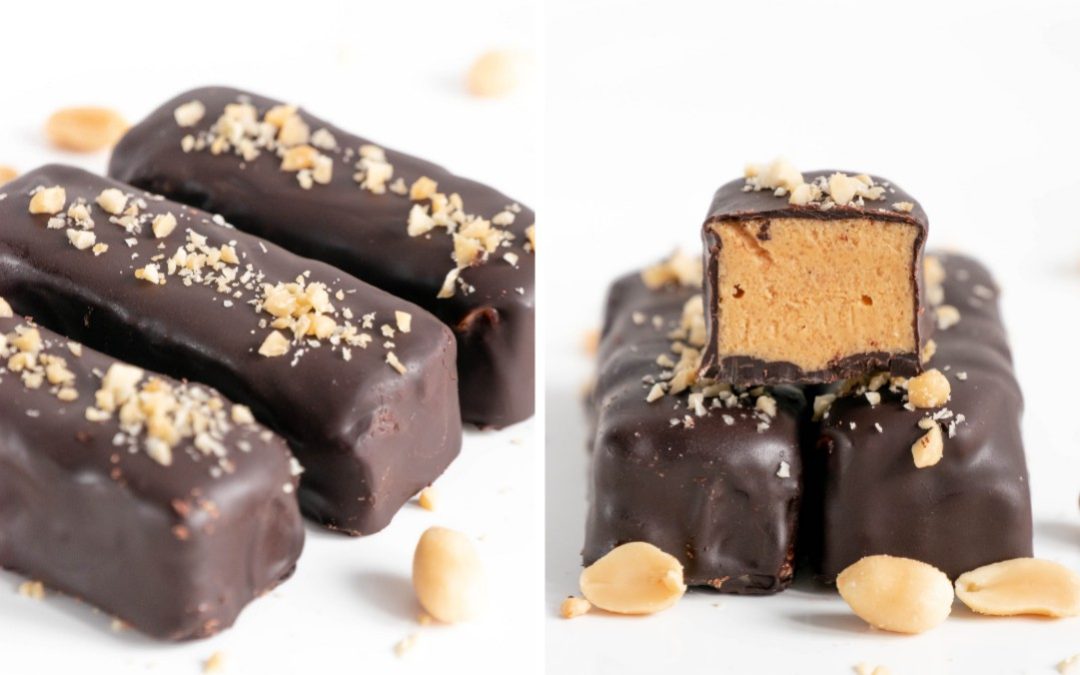 Keto Peanut Butter Bars (Easy Homemade Keto Bars) ⎮ hungryforinspiration.com