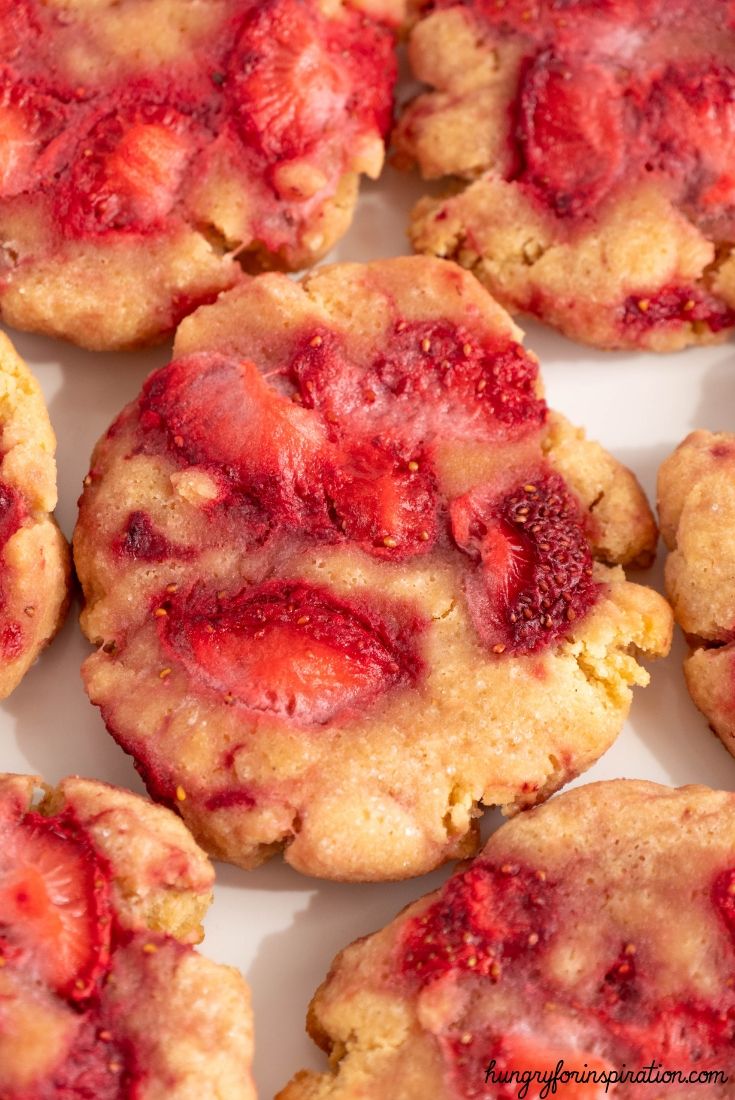 Chewy Sugar-Free Keto Strawberry Cookies