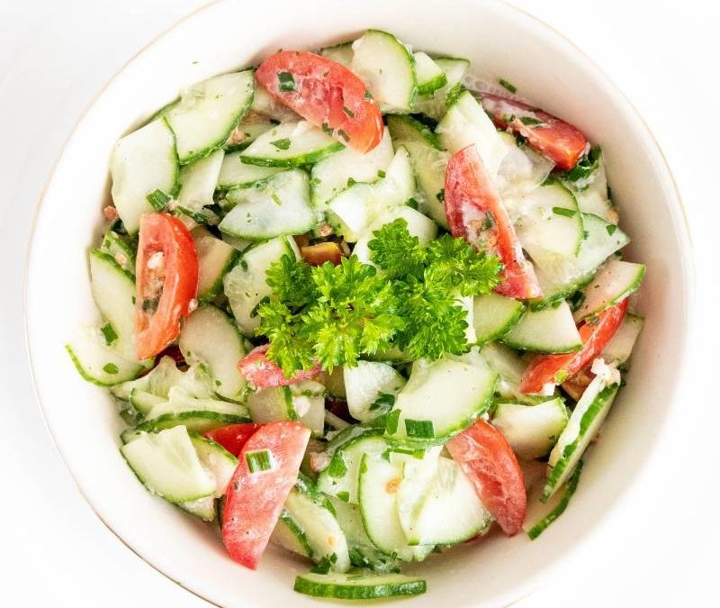 Creamy Keto Cucumber & Tomato Salad With Garlic Salad Dressing