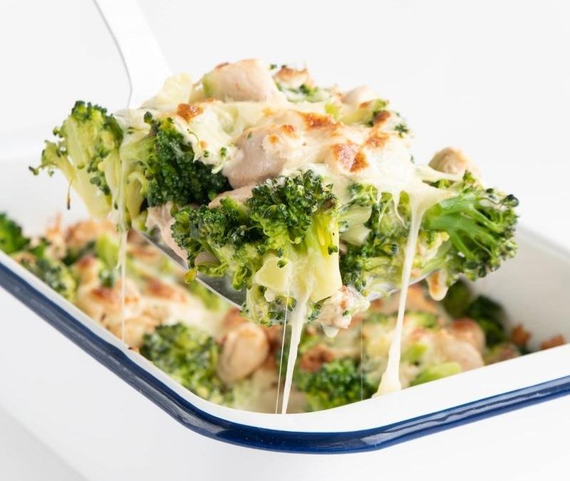 Easy Healthy Keto Chicken Broccoli Casserole Mobile Featured Image