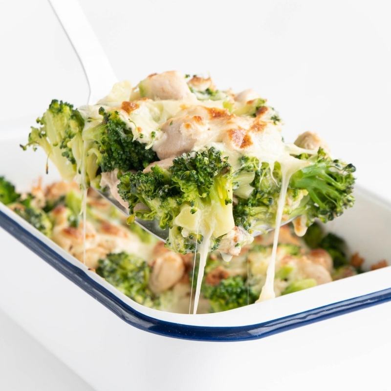 Easy Healthy Keto Chicken Broccoli Casserole Mobile Featured Image