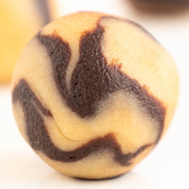 Marbled Keto Chocolate and Vanilla Fat Bombs without Sugar Mobile Featured Image