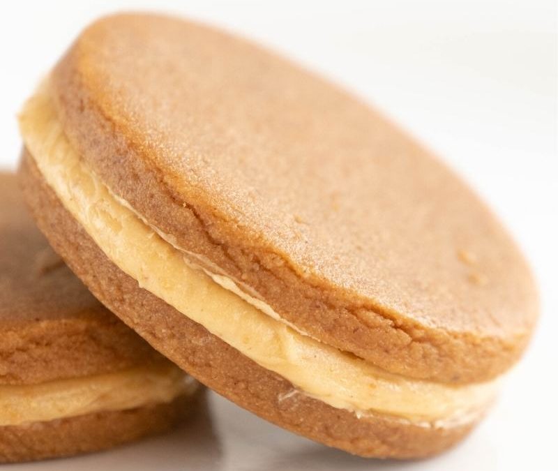 Keto Peanut Butter Sandwich Cookies without Sugar Mobile Featured Image