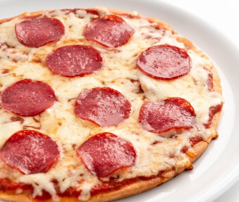 Yummy Keto Pepperoni Pizza without Flour Mobile Featured Image