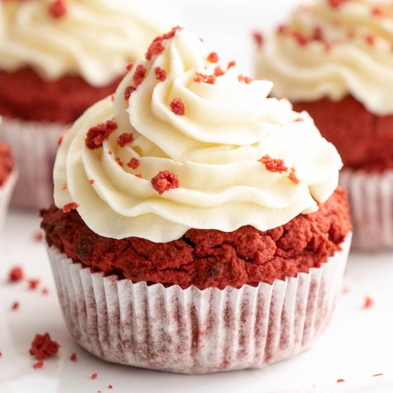 Yummy Keto Red Velvet Cupcakes with Almond Flour Mobile Featured Image