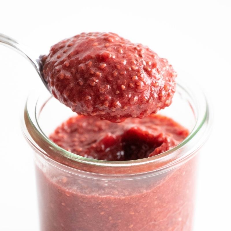 Easy Sugar-Free Keto Strawberry Chia Jam for your ketogenic Breakfast Mobile Featured Image