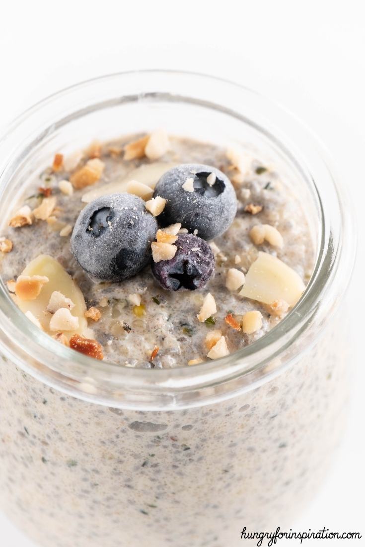 Easy Keto Overnight Oats with Hemp Hearts as a Low Carb Breakfast Bloc Pic 3