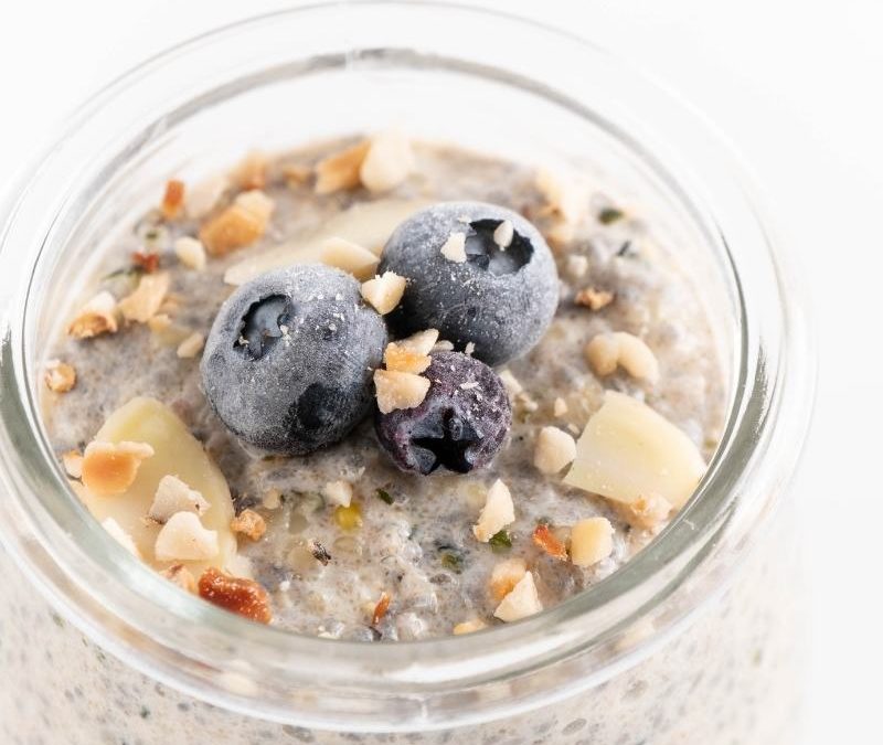 Easy Keto Overnight Oats with Hemp Hearts as a Low Carb Breakfast Mobile Featured Image